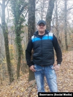 Анатолий Кобзарь