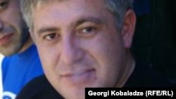 ოკუპირებული გალის რაიონიდან დევნილი გიგა ოთხოზორია, რომელიც ზუგდიდში ცხოვრობდა, 2016 წელს, ცეცხლსასროლი იარაღით მოკლა ე.წ. მესაზღვრემ რაშიდ კანჯი ოღლიმ. 