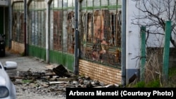 Zgrada izgorjele diskoteke, 16. mart, Kočani.