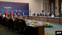 Takimi i delegacioneve të Ukrainës dhe Rusisë, nën ndërmjetësimin e Turqisë. Stamboll 23 korrik 2025. 