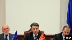 Евроамбасадорот Ерван Фуере, пратеникот Зоран Петрески и амбасадорот на Унгарија Ференц Кекеши