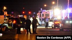 Архивска фотографија- во пукањето во училиште во Флорида во февриари загинаа 17 ученици и вработени 