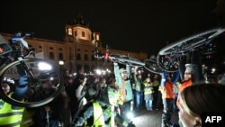 Svečani doček za studente u Beču, Austrija, 7. aprila 2025.