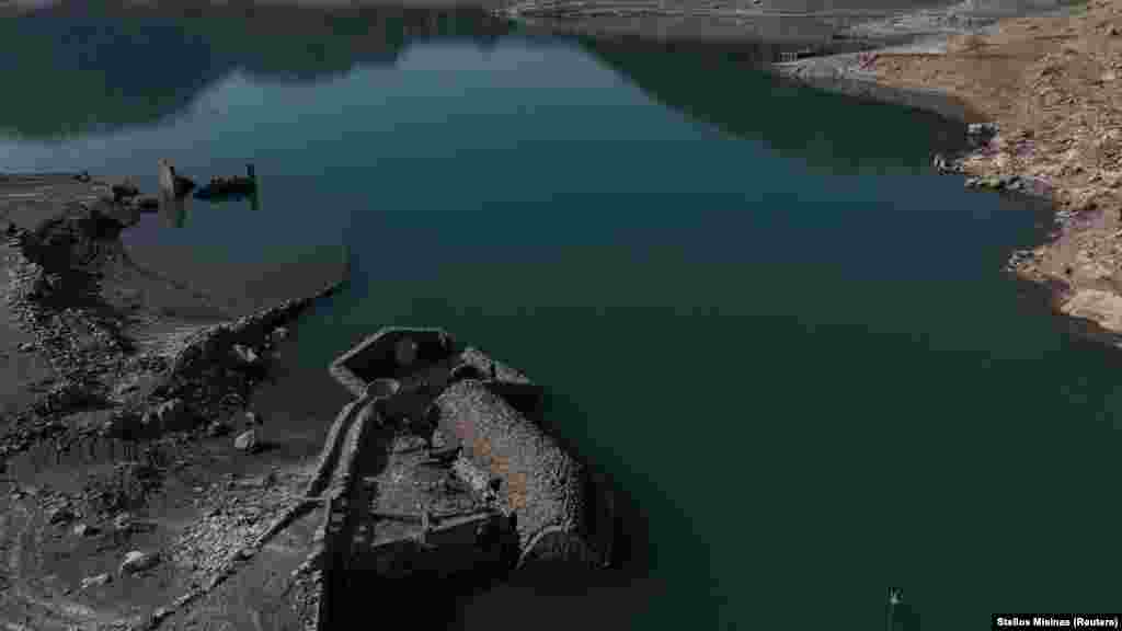 &ldquo;Ako se ovako nastavi, cijelo selo u kojem je bila crkva i naša kuća isplivat će na površinu&rdquo;, rekao je bivši stanovnik Kalliosa.