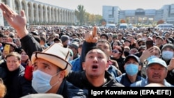 Митинг на площади. 7 октября 2020 года. 