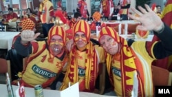 Македонски навивачи на ЕП во ракомет во Ниш.