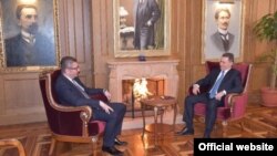 Архивска фотографија - Христијан Мицкоски, претседател на ВМРО-ДПМНЕ и Никола Груевски поранешен претседател на партијата. 