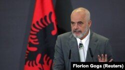 Албанскиот премиер Еди Рама
