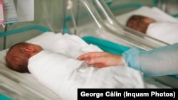 Nikad dovršena trodecenijska tranzicija negativno je uticala na prirodni priraštaj i planiranje porodice, čemu se pridružio i epidemiološki faktor, ocjenjuje demograf Miroslav Doderović (ilustrativna fotografija)