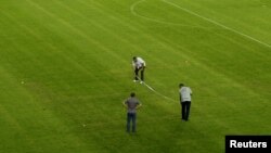 Prekinuta utakmica na Poljudu nakon što se ukazala svastika