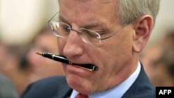 Конфликт грузинского руководства с западными политиками входит в новую фазу. В течение последних дней на имя премьер-министра поступило несколько протестных писем. Среди подписантов – ближайшие союзники страны