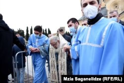 კათოლიკოს პატრიარქმა ილია II ნათლისღების დღესასწაულზე წირვა აღავლინა და წყალი აკურთხა.