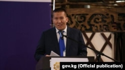 Эсенкул Момункулов.