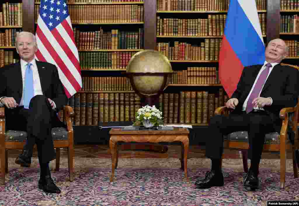 Президент США Джо Байден и Путин на саммите США и России в Женеве. 16 июня 2021 года