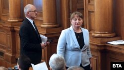 Социалният министър Деница Сачева