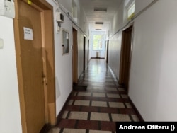 CIAF - unul dintre coridoarele din clădirea cu trei niveluri.