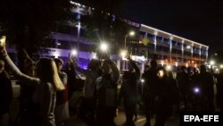 Muncitorii de la Uzina de automobile (BelAZ) protestează în Zhodino, 13 august 2020