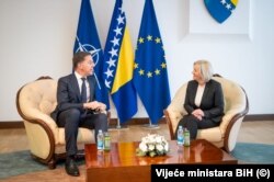 Generalni sekretaraNATO-a Mark Rutte na sastanku s predsjedavajućom Vijeća ministara BiH Borjanom Krišto, Sarajevo, 10. mart 2025.
