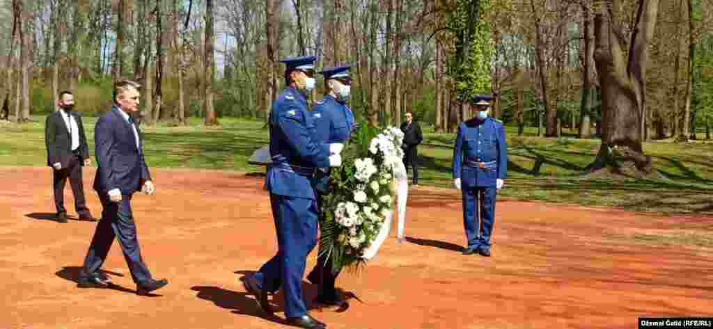Član Predsjedništva BiH Željko Komšića na obilježavanju 76.-godišnjice proboja posljednjih zatvorenika iz ustaškog logora Jasenovac, memorijalni kompleks Donja Gradina u Bosni i Hercegovini, 22 april 2021