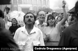 Manifestanți în Piața Universității - 13-15 iunie 1990