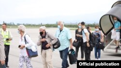 Охрид - Првите туристи од Холандија за годинава.