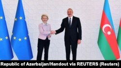 ევროკომისიის პრეზიდენტის, ურზულა ფონ დერ ლაიენისა და აზერბაიჯანის პრეზიდენტის, ილჰამ ალიევის შეხვედრა ბაქოში. 18 ივლისი, 2022 წელი.