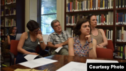 Студенты Гарвардского университета в США. Иллюстративное фото.