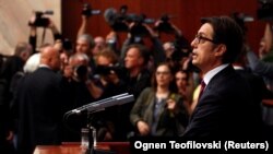 Новиот претседател Стево Пендаровски се обраќа пред Собранието