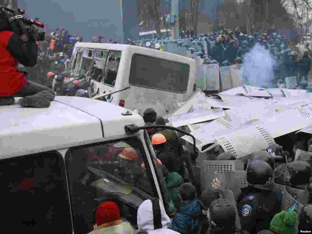 REUTERS/Gleb Garanich