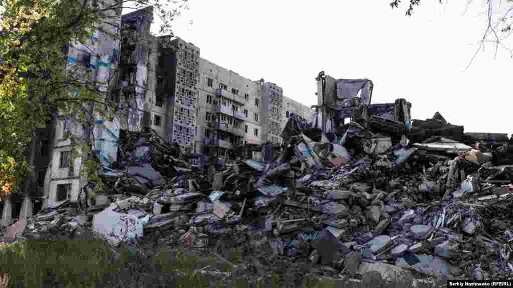 Az ukrajnai Donyecki területen található Vuhledart 2024 októberében foglalták el az oroszok, a városból csak romok maradtak, a harc két évig tartott. A kép 2023 szeptemberében készült. A Militarnij portál a DeepState-térkép adatai alapján végzett számításai szerint 2024 folyamán Ukrajna legalább háromezer-hatszáz négyzetkilométernyi terület felett veszítette el az ellenőrzést