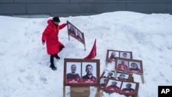 Imagine din campania electorală, tocmai de Ziua Femeii. 8 martie 2025, Nuuk.