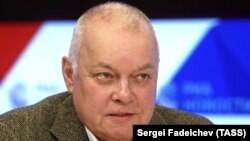 ფოტო არქივიდან: კრემლის პოლიტიკის პროპაგანდისტი ტელეწამყვანი დმიტრი კისილიოვი. მოსკოვი, 2020 წლის იანვარი