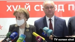 Ex-președinta Parlamentului, Zinaida Greceanîi, și fostul președinte al R. Moldova, Igor Dodon, Chișinău, 30 decembrie 2020