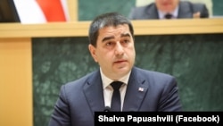 შალვა პაპუაშვილი