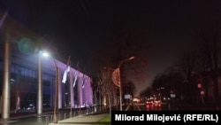 Javna rasvjeta je ugašena i u ulici ispred zgrade Vlade RS.