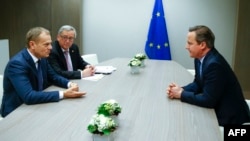 Donald Tusk, Jan Claude Juncker i David Cameron 