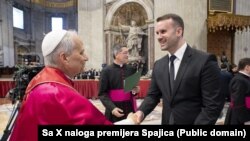 Premijer Crne Gore Milojko Spajić i papa Lav XIV na inauguracionoj misi. Vatikan, 18. maj 2025. 