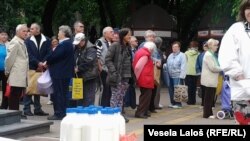 Mlekari iz protesta delili mleko, foto: Danica Gudurić