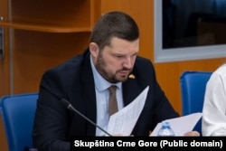 Poslanik URA Zoran Mikić