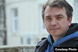 Amfilohije je tokom tri decenije ostao veran svojim stavovima iz devedesetih, kaže Tomilav Marković.