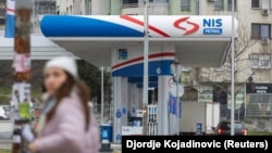 Fotografi nga arkiva: Stacion karburanti i Industrisë së Naftës së Serbisë (NIS) në Beograd, 15 janar 2025.