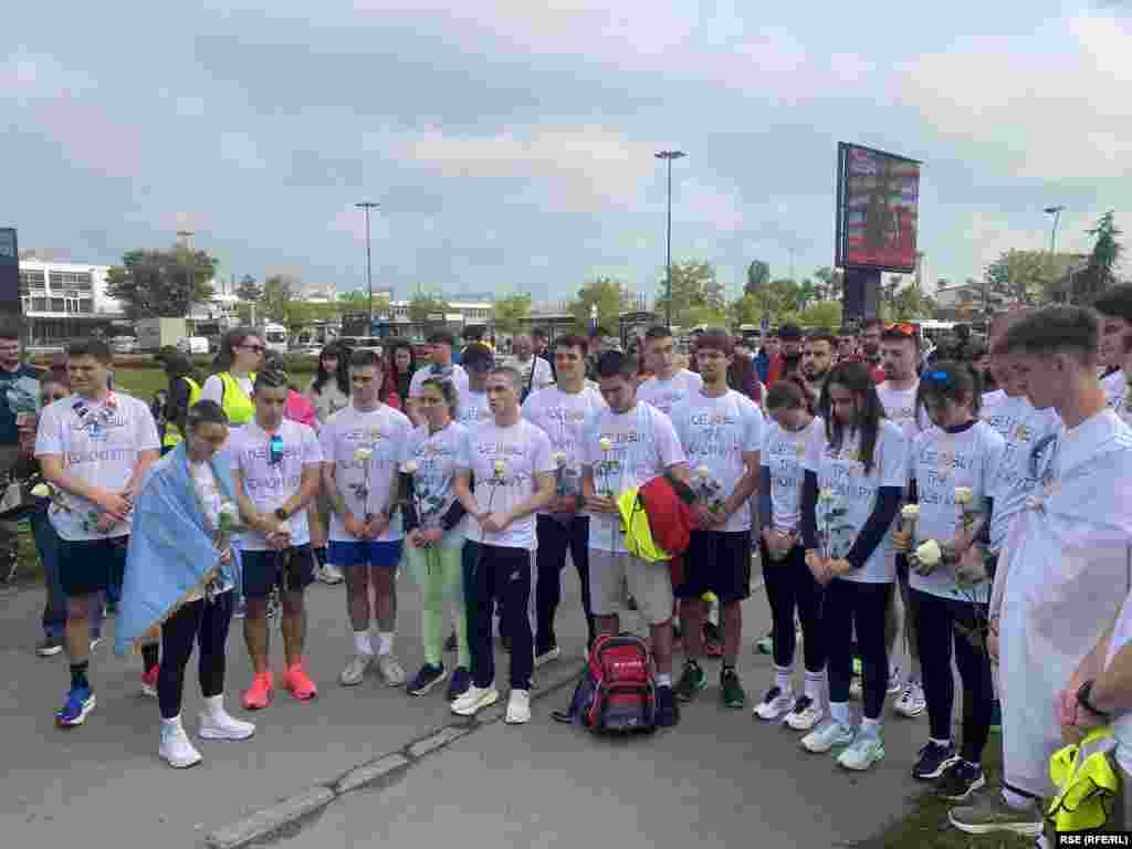 Studenti koji su krenuli u štafetnu trku do Brisela održali su i 16 minuta tišine, 25. april 2025.