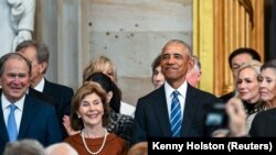 Bivši predsjednici George Bush sa prvom damom Laurom Bush i bivši predsjednik Barrack Obama