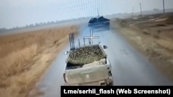 Pogled iz ruskog drona sa optičkim kablom