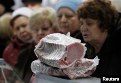 Kompanije "Zlatiborac" i "Karneks" detaljno su odgovorile na sve što im ruski inspektori u poslovanju zameraju (Fotografija: mesnica u Stavropolu, Rusija)