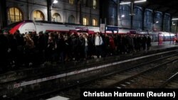 Protest nacionalne željeznice SNCF, Pariz