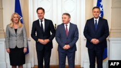 Mark Rutte, generalni sekretar NATO-a, sa članovima Predsjedništva BiH - Željka Cvijanović, Željko Komšić (drugi s desna) i Denis Bećirović (prvi s desna). U Sarajevu, 10. marta 2025.