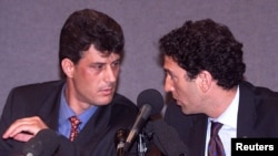 Hašim Tači i Džejms Rubin, jun 1999.