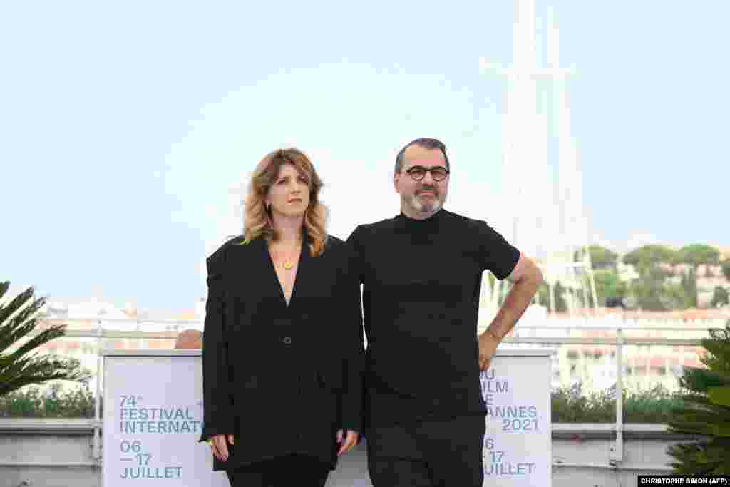 Mundruczó Kornél és Wéber Kata Cannes-ban fényképezkednek.