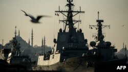 Испанската фрегата “Блас де Лезо”. Снимката е от 2015 г.